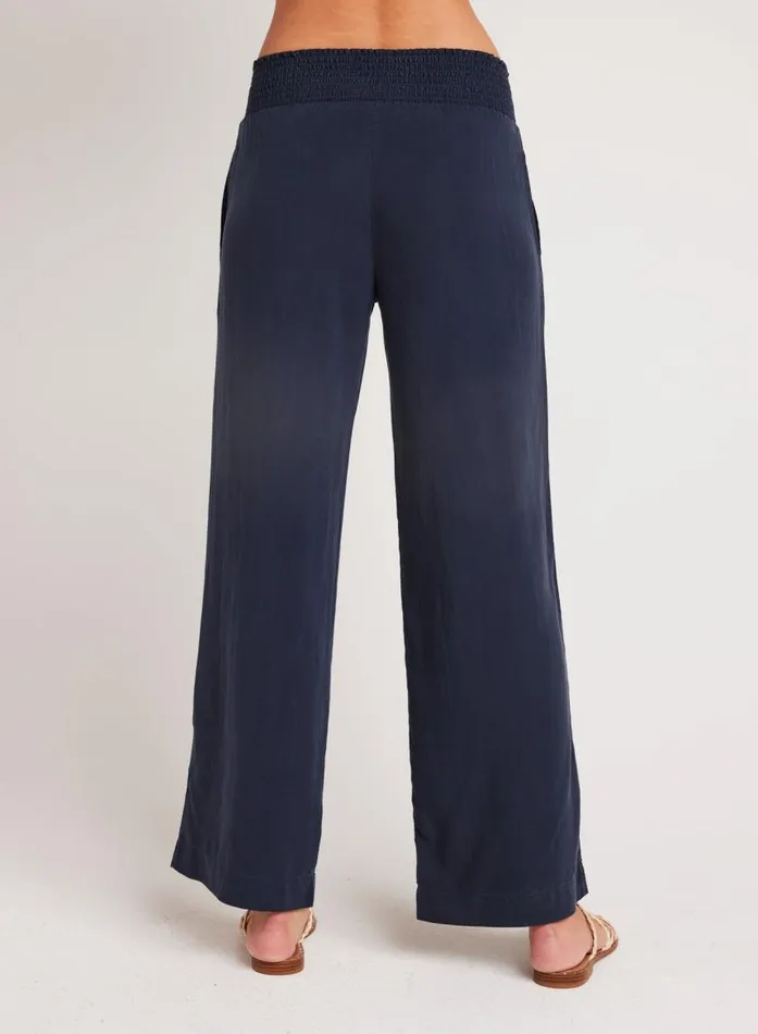 Bella Dahl Smocked Waist Wide Leg 8211 Endless Sea Women Pants Bella Dahl Smocked Waist Wide Leg 8211 Endless Sea Women Pants