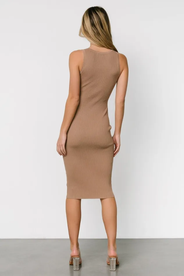 Bobbie Snap Button Midi Dress Light Mocha Women Baltic Born Midi Dresses Bobbie Snap Button Midi Dress Light Mocha Women Baltic Born Midi Dresses