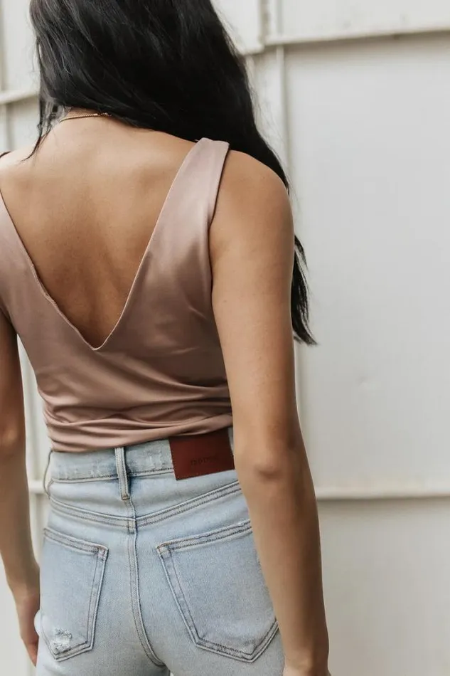 Bohme Tops Dylan VNeck Bodysuit In Mauve Mauve 8211 Women Bohme Tops Dylan VNeck Bodysuit In Mauve Mauve 8211 Women