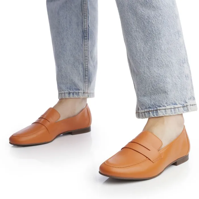 Brogues And Loafers Women Moda In Pelle Adelyn Orange Leather