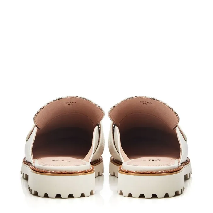 Brogues And Loafers Women Moda In Pelle Etana Off White Leather