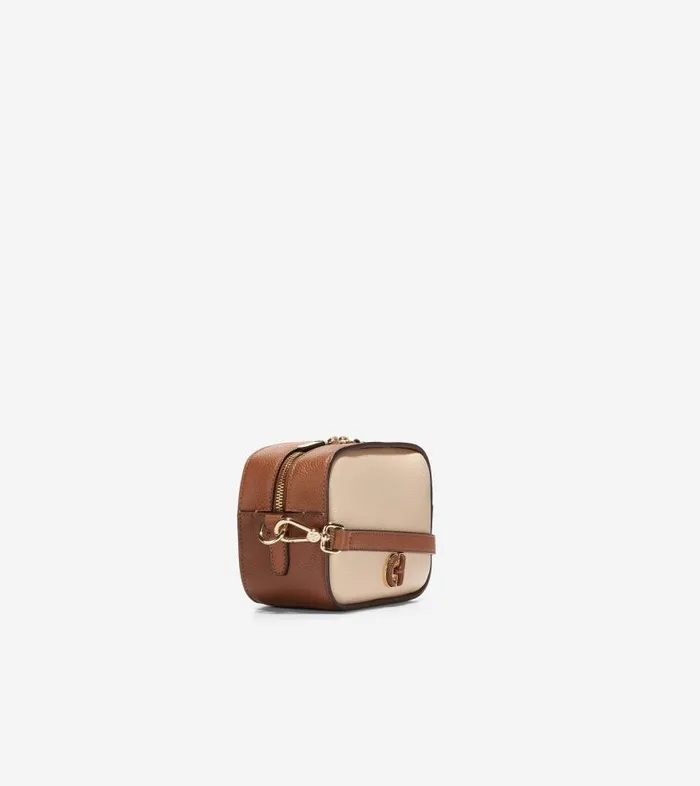 Cole Haan Bags and Backpacks Women Women039s Essential Crossbody Camera Bag Brown Cole Haan Bags and Backpacks Women Women039s Essential Crossbody Camera Bag Brown