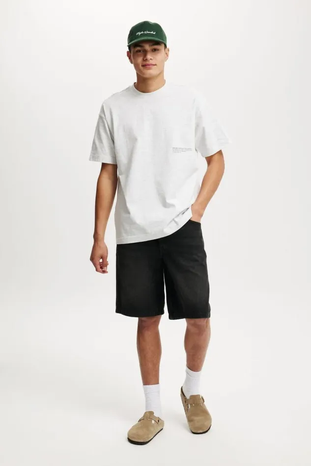 Cotton On Tees and Tanks Box Fit Easy TShirt White Marleportland Essentials 8211 Men Cotton On Tees and Tanks Box Fit Easy TShirt White Marleportland Essentials 8211 Men