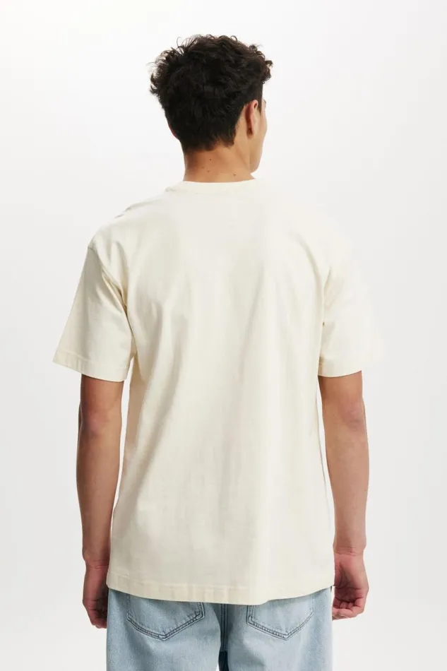 Cotton On Tees and Tanks Box Fit Pocket TShirt Cream Puff 8211 Men Cotton On Tees and Tanks Box Fit Pocket TShirt Cream Puff 8211 Men
