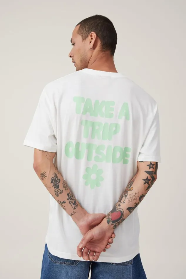 Cotton On Tees and Tanks Dabsmyla Loose Fit TShirt Lcn Dab Vintage White World Peace 8211 Men Cotton On Tees and Tanks Dabsmyla Loose Fit TShirt Lcn Dab Vintage White World Peace 8211 Men
