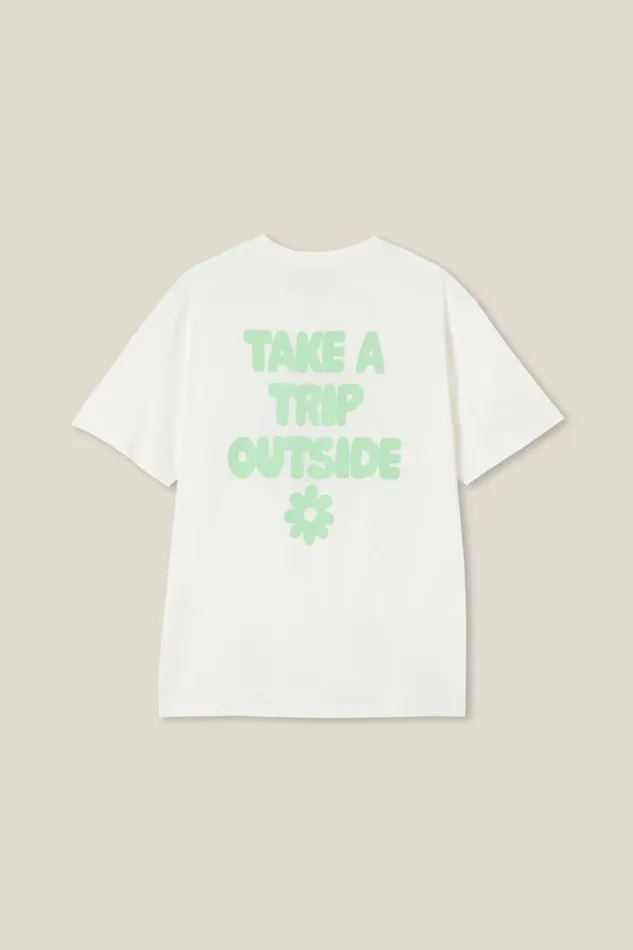 Cotton On Tees and Tanks Dabsmyla Loose Fit TShirt Lcn Dab Vintage White World Peace 8211 Men Cotton On Tees and Tanks Dabsmyla Loose Fit TShirt Lcn Dab Vintage White World Peace 8211 Men