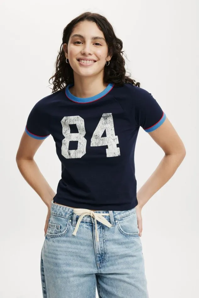 Cotton On Tops Fitted Graphic Lcn Raglan Longline Tee 84 Winter Night 8211 Women