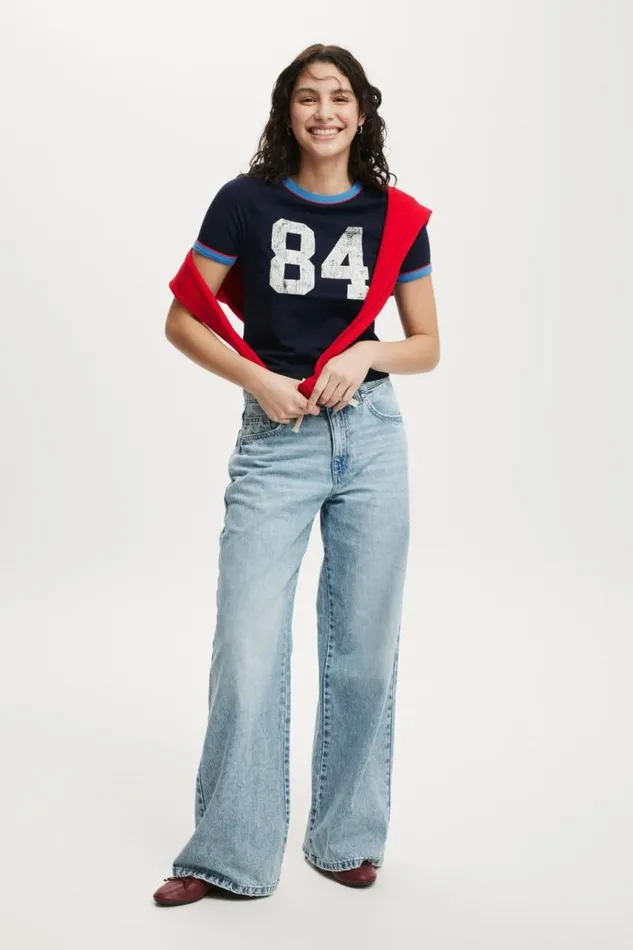 Cotton On Tops Fitted Graphic Lcn Raglan Longline Tee 84 Winter Night 8211 Women