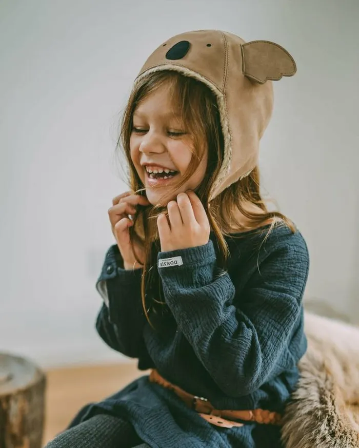 Donsje Amsterdam Hats and Mittens Boys Kapi Classic Hat Truffle Nubuck