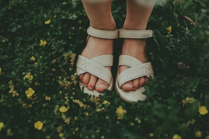 Donsje Amsterdam Sandals Girls Qotis Sandals Light Rose Leather