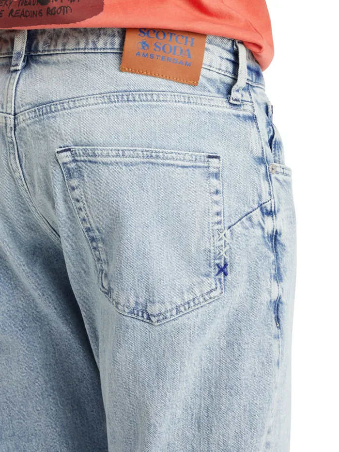 Essential The Zee Straight Jeans Blue Story Blue Story Men Scotch and Soda Essentials Essential The Zee Straight Jeans Blue Story Blue Story Men Scotch and Soda Essentials