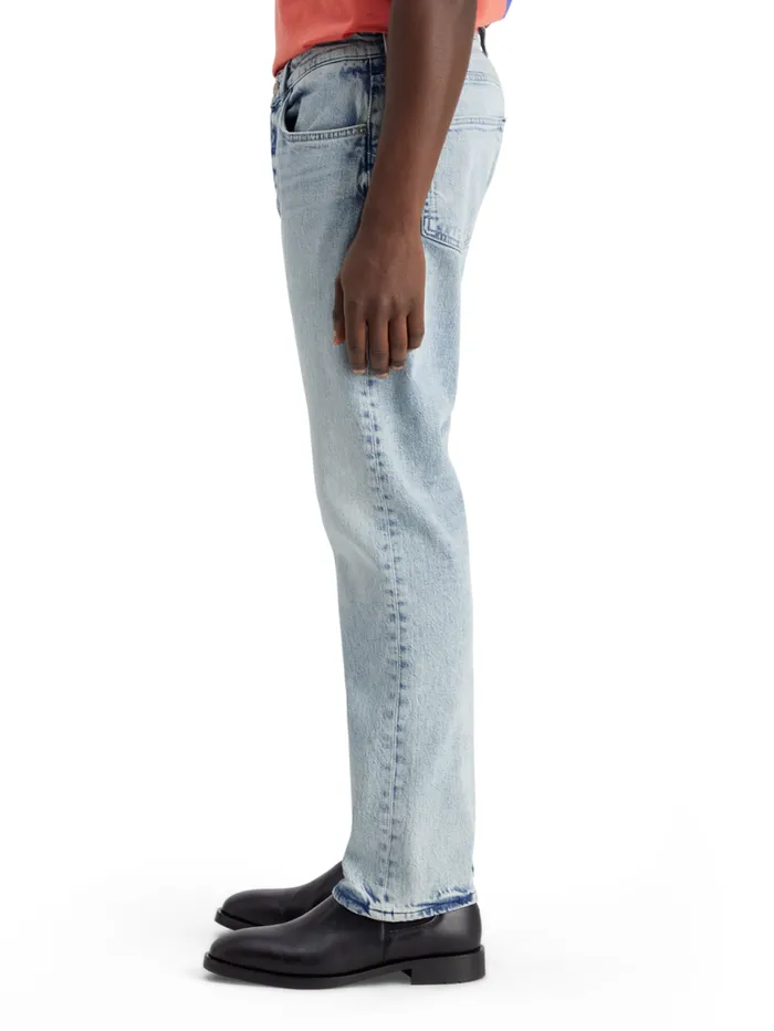 Essential The Zee Straight Jeans Blue Story Blue Story Men Scotch and Soda Essentials Essential The Zee Straight Jeans Blue Story Blue Story Men Scotch and Soda Essentials