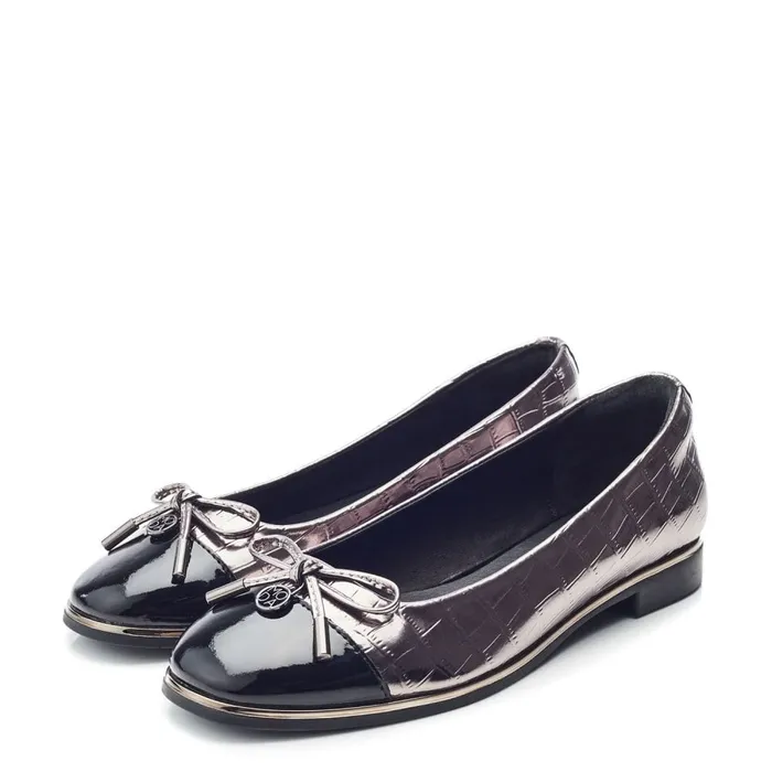 Flat And Ballerina Shoes Women Moda In Pelle Fronton Pewter Patent Mocc Croc