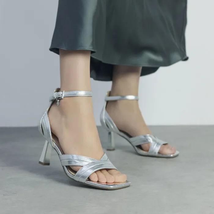 Heeled Sandals Women Moda In Pelle Livelia Silver Leather