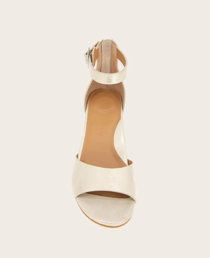 Kenneth Cole Sandals and Wedges Women GENTLE SOULS Iona Heeled Sandal Ice Kenneth Cole Sandals and Wedges Women GENTLE SOULS Iona Heeled Sandal Ice