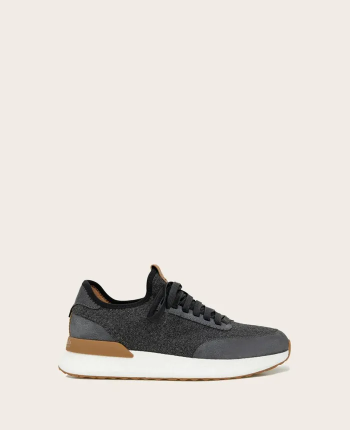 Kenneth Cole Sneakers Men GENTLE SOULS Laurence Stretch Lightweight Jogger Dark Grey