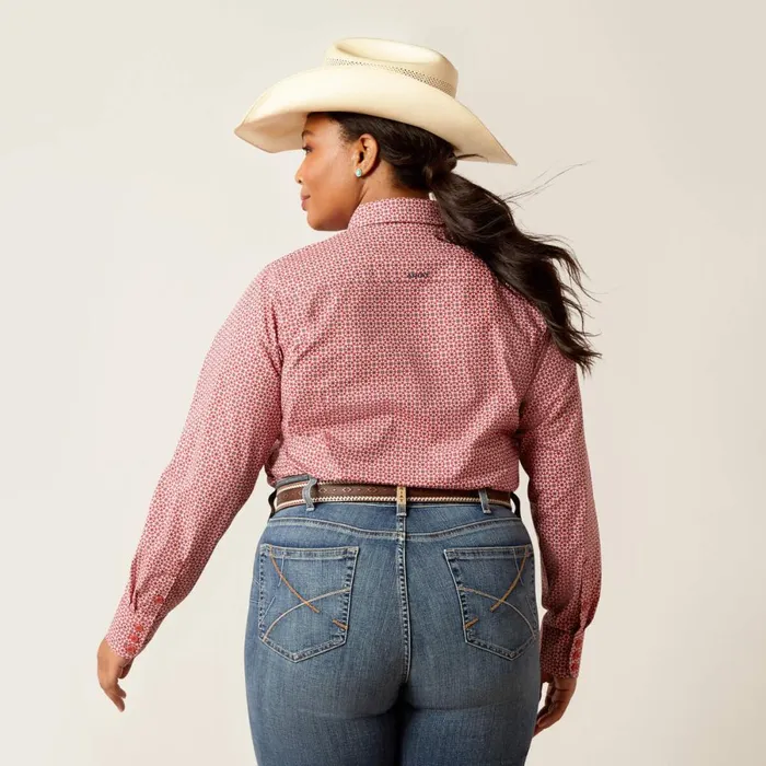 Kirby Stretch Shirt Garnet Rose Geo Women Ariat TShirts and Tops