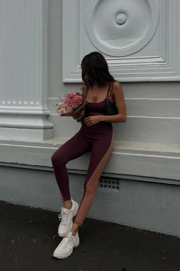 Meshki Activewear Bottoms Libby Two Tone Panel Leggings 8211 MahoganyTan Mahoganytan 8211 Women Meshki Activewear Bottoms Libby Two Tone Panel Leggings 8211 MahoganyTan Mahoganytan 8211 Women