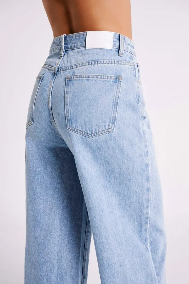 Meshki Denim Raven Baggy Jeans 8211 Mid Blue Wash Midbluewash 8211 Women