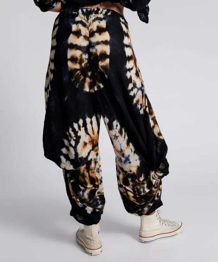 One Teaspoon Bottoms HAND PRINTED STORM FLOWER PANTS 8211 Women One Teaspoon Bottoms HAND PRINTED STORM FLOWER PANTS 8211 Women