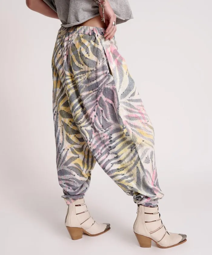 One Teaspoon Bottoms PALM ISLAND DRIFTER HAREM PANTS 8211 Women One Teaspoon Bottoms PALM ISLAND DRIFTER HAREM PANTS 8211 Women