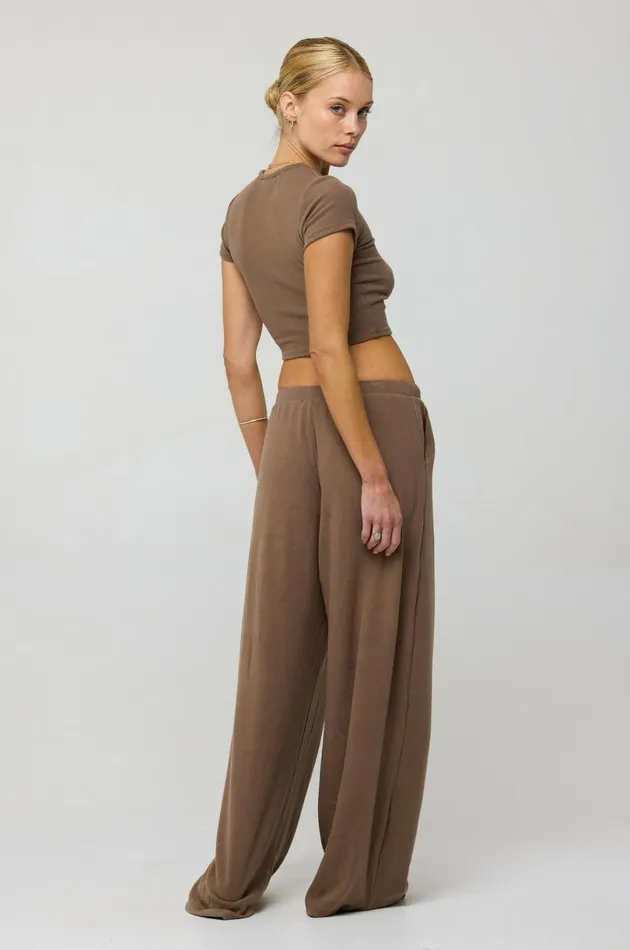 RESA Lounge Baby Tee Rib In Chai 8211 Women