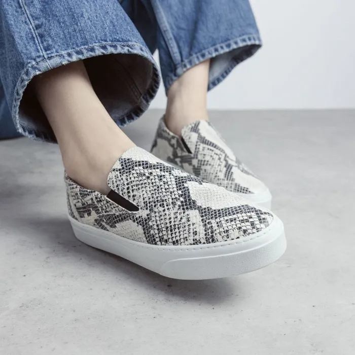 SlipOn Trainers Women Moda In Pelle Adrina Natural Snake Print Leather