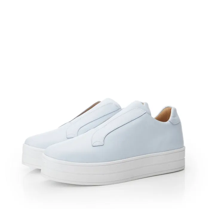 SlipOn Trainers Women Moda In Pelle Bsoleful BBath Light Blue Leather