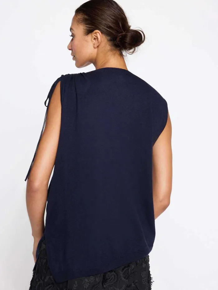 The Vos Top Baltic Navy Women Brochu Walker Tops