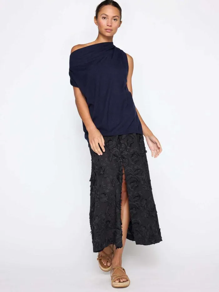 The Vos Top Baltic Navy Women Brochu Walker Tops
