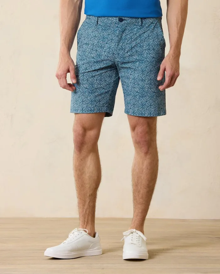 Tommy Bahama Bahama Coast Cargo IslandZone 9Inch Shorts Stone Khaki Men Shorts