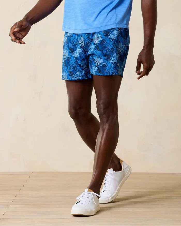 Tommy Bahama Cayman Isles Bermuda Batik IslandZone 10Inch Hybrid Shorts Coal Men Shorts