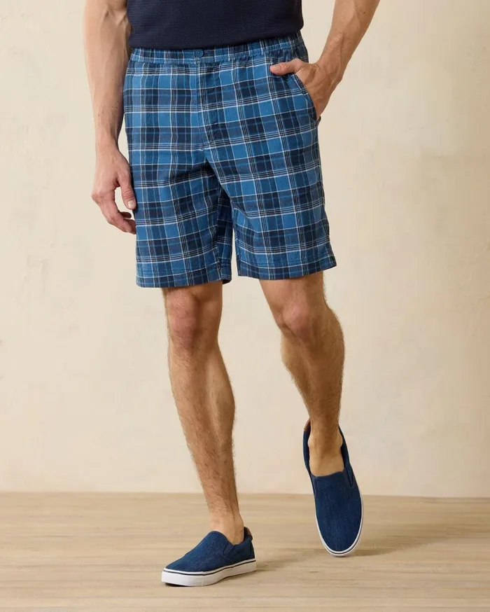Tommy Bahama Nova Wave Seersucker Sand Stripe 9Inch Shorts Palace Blue Men Shorts