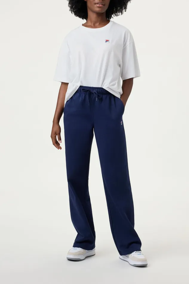 Tops and TShirts Women Fila Classic Relaxed Tee 100 White Tops and TShirts Women Fila Classic Relaxed Tee 100 White