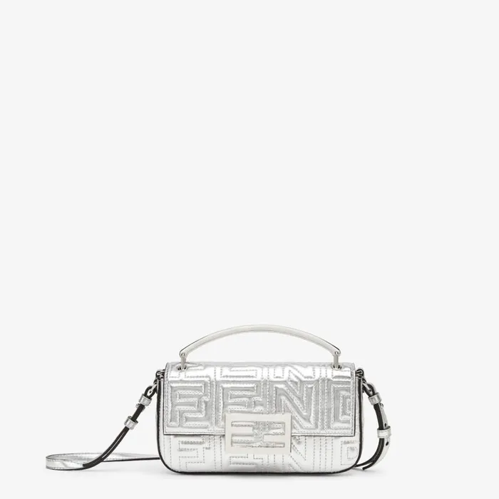 Woman SilverColoured Leather Fendi By Marc Jacobs Pouch Silver Fendi Mini Bags