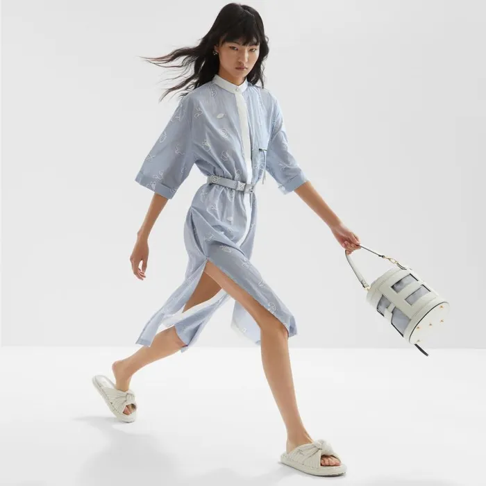 Woman White Leather And Striped Fabric Bag White Fendi Bucket Bags