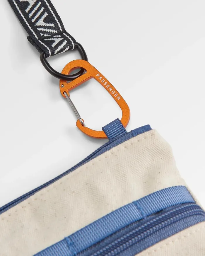 WomenMen Backpacks and Bags Passenger Journey Organic Crossbody Bag Pebble Grey Pebble Grey
