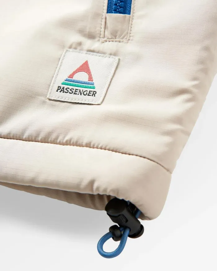 Women Tops Passenger Beebalm Recycled Sherpa Fleece Vest Oatmeal Oatmeal