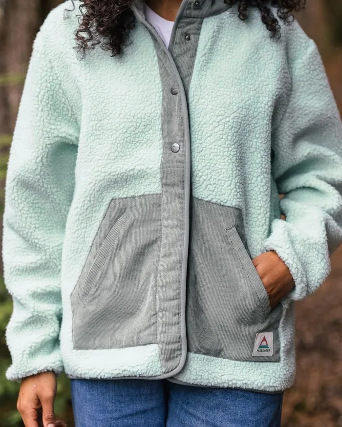 Women Tops Passenger Clover Recycled DeepPile Sherpa Fleece Surf Spray Surf Spray