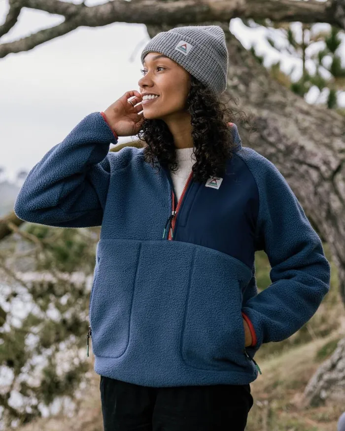 Women Tops Passenger Home 20 12 Zip Recycled Sherpa Fleece Dark Denim Dark Denim